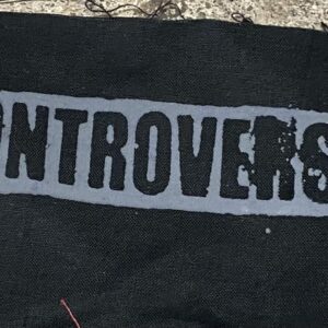 Kontrovers, block grey/black logo - patch